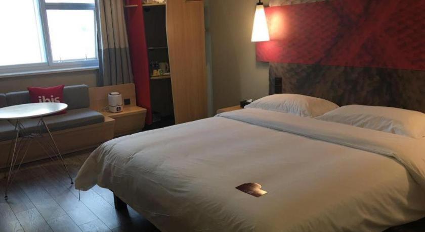 Ibis Shenyang North Station Hotel Екстериор снимка